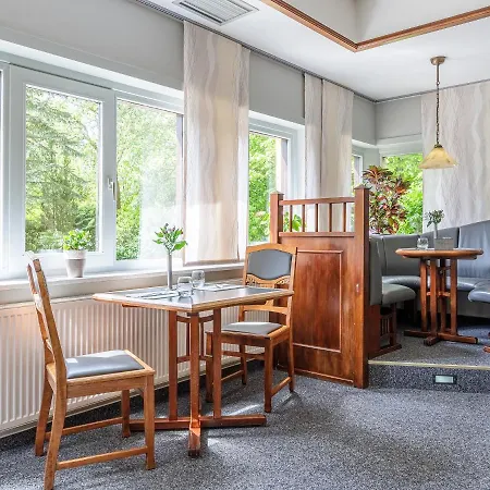 Paulshoehe 4* Waren (Mueritz)