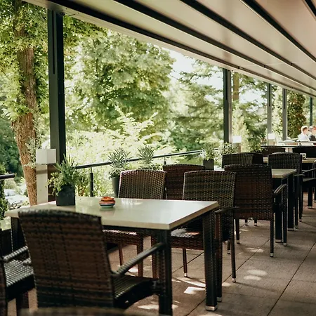 Paulshoehe 4* Waren (Mueritz)